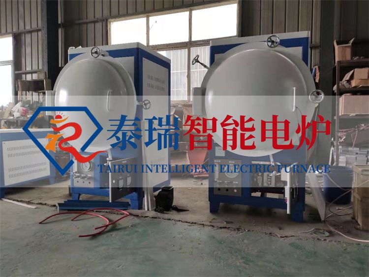 真空氣氛爐安全操作常見問題與注意事項(xiàng)